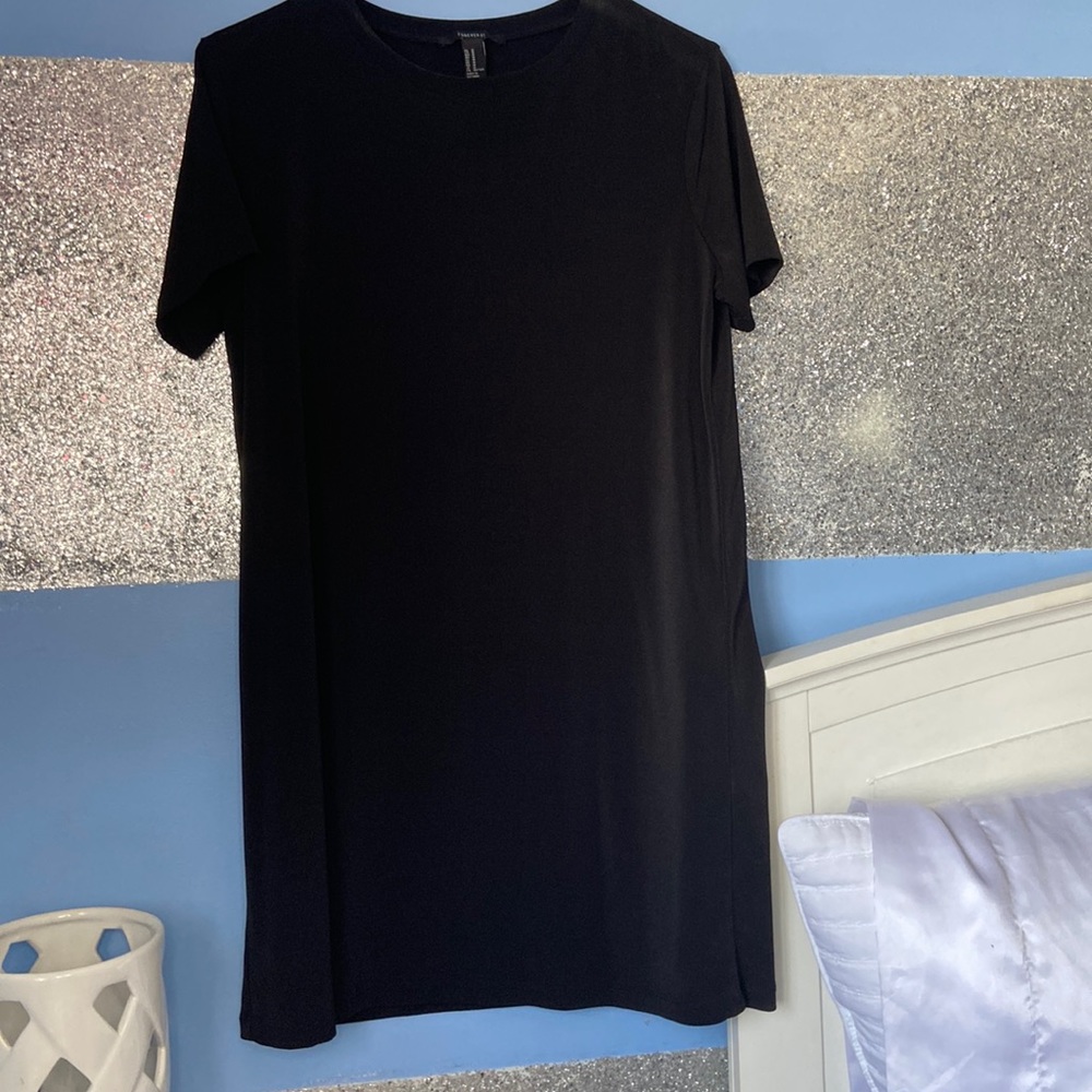 Black T shirt dress